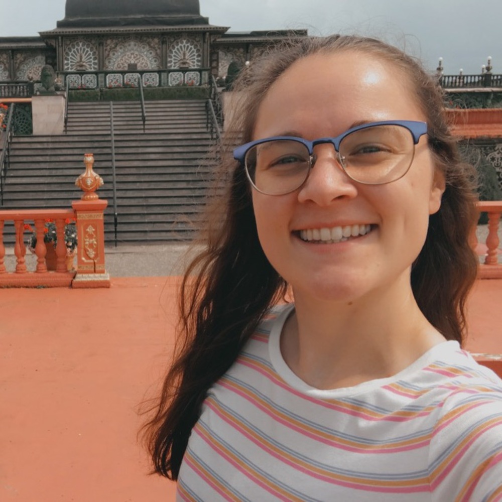 Meet your Posher, Kassandra